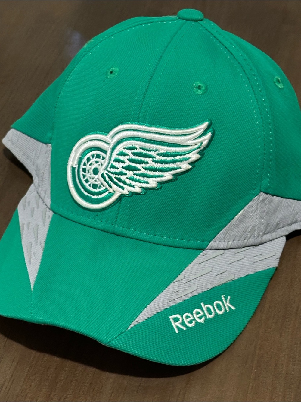 NWOT Detroit Red Wings Cap